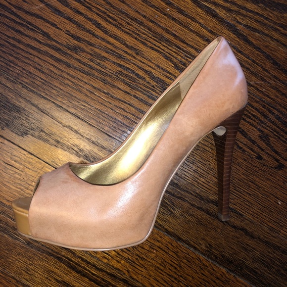 Shoes - Guess Nude Leather Platform Peep-toe Pump